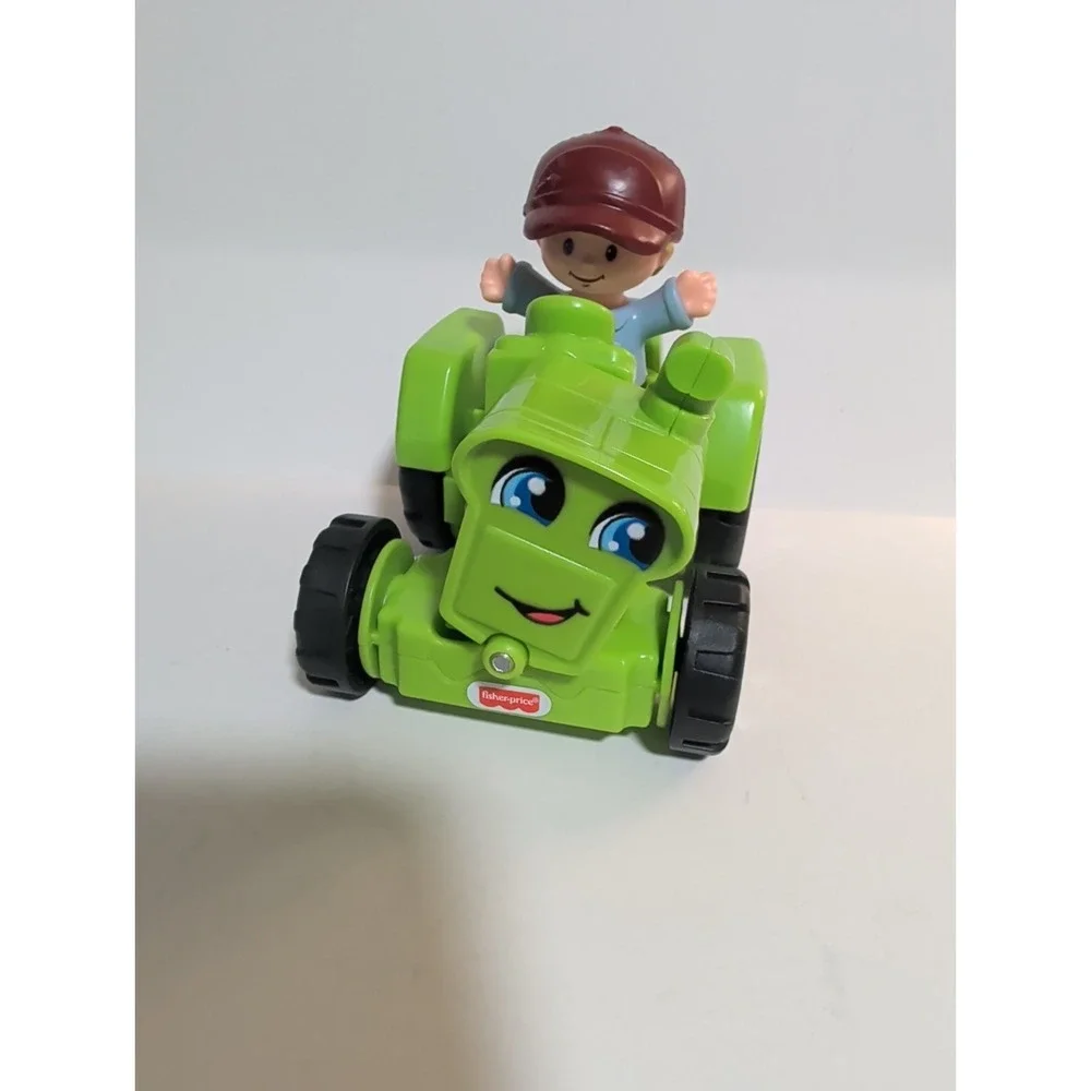 Fisher-Price Little People‎ Helpful Harvester Green Tractor With Farmer figure